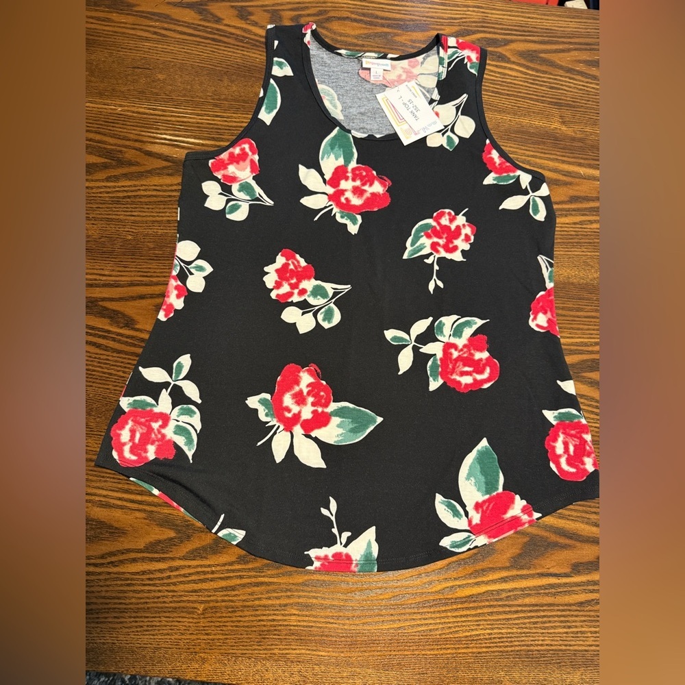 NWT LuLaRoe Tank Top Women’s‎ L Black Red Roses Sleeveless Floral Dark Romantic - Picture 11 of 16